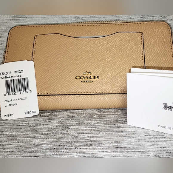 Coach Handbags - Coach Accordion Style Wallet with Zip Around Beechwood Leather  NWT